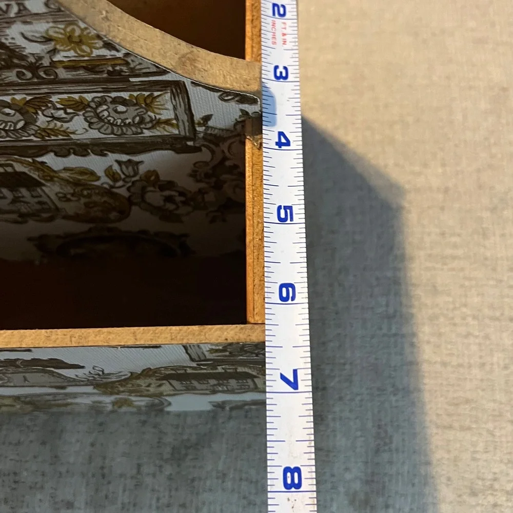 N/A vintage wooden